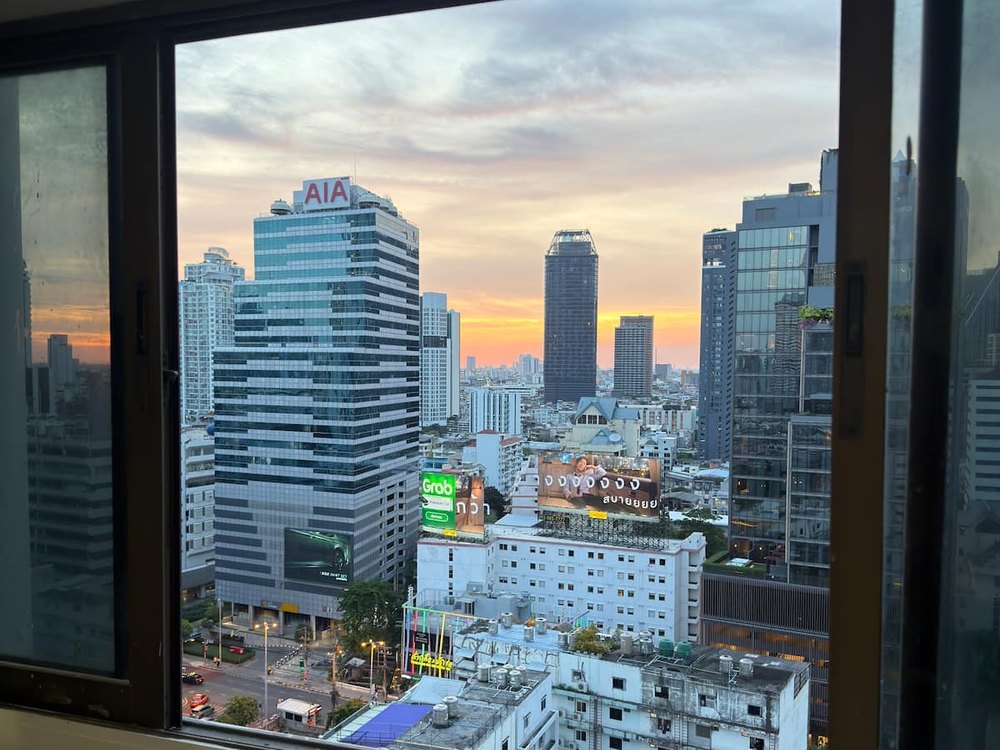 Sunset Bangkok skyline view from Donut's central short-stay